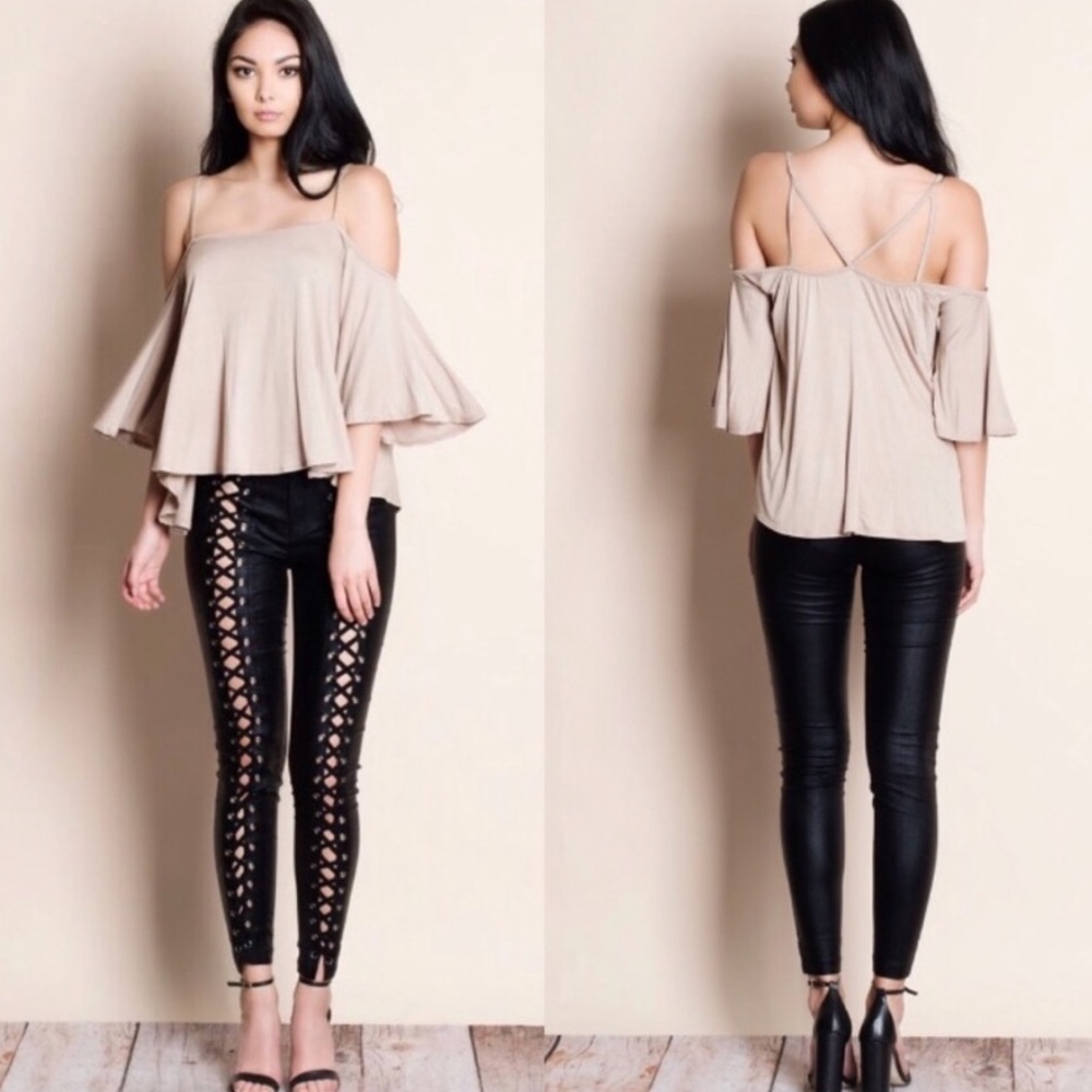 ALUNA // Strappy Swing Top